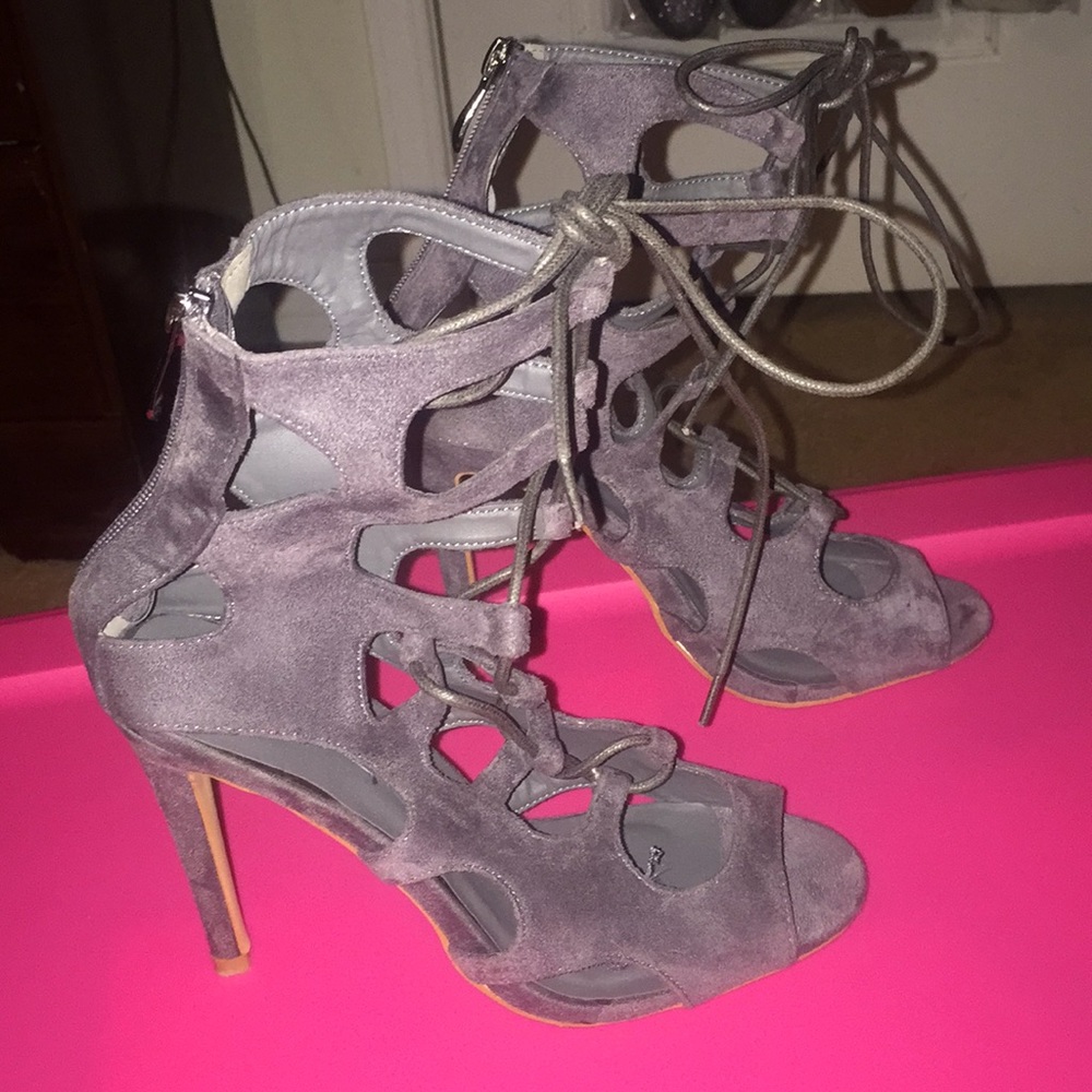 Heels. - Picture 2 of 2